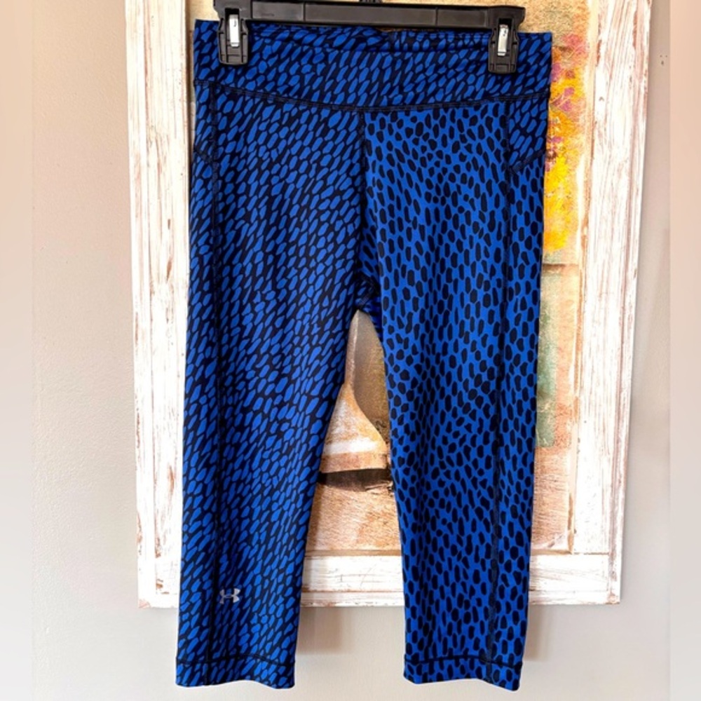 Women’s Under Armour Heat Gear Athletic Capri's Leggings Size S Black Blue